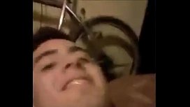 Sexe avec tante chaude de la cuisine de l'école