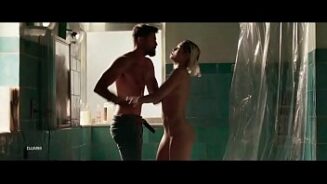 L'actrice sophie charlotte banging chaud