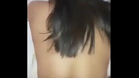 Cul serré de mulâtre chaud